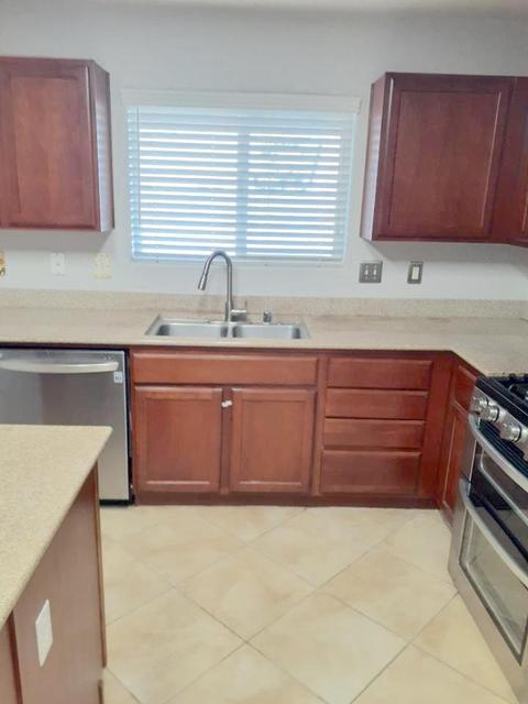 4230 E Oak Ave, Visalia, CA 93292 photo 4