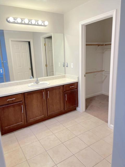 4230 E Oak Ave, Visalia, CA 93292 photo 19