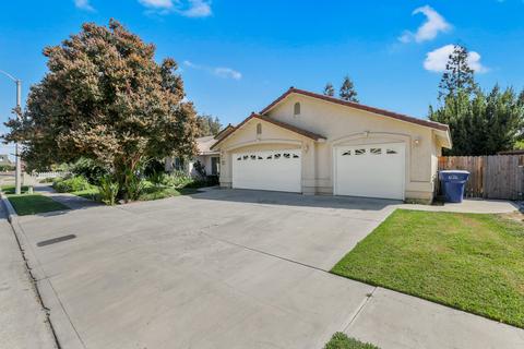 165 Mitchell Ave, Tulare, CA 93274 photo 2
