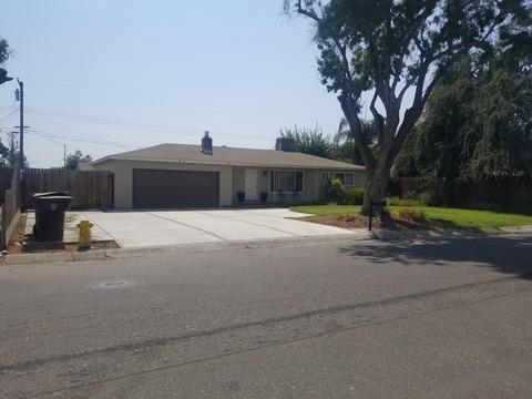 2401 E Sunset Ave, Tulare, CA 93274 photo 1