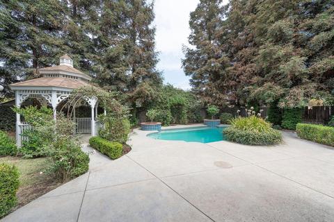 2304 E Center Ct, Visalia, CA 93292 photo 20