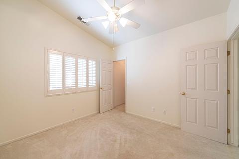 2304 E Center Ct, Visalia, CA 93292 photo 16