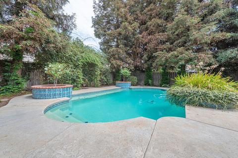 2304 E Center Ct, Visalia, CA 93292 photo 21