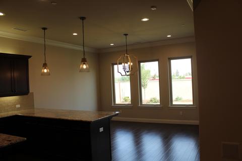 1447 Jordan Ave, Clovis, CA 93611 photo 14