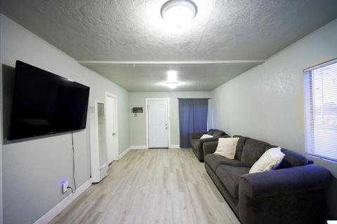 2775 Olympic Ave, Corcoran, CA 93212 photo 8