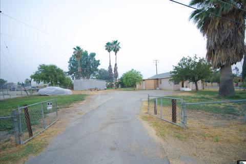 2775 Olympic Ave, Corcoran, CA 93212 photo 2