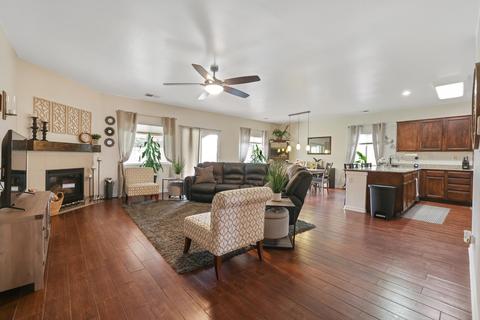 3013 S Maple St, Visalia, CA 93292 photo 16