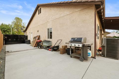 3013 S Maple St, Visalia, CA 93292 photo 11