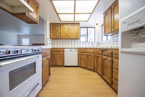 1805 E Oldtown Ct, Visalia, CA 93292 photo 14