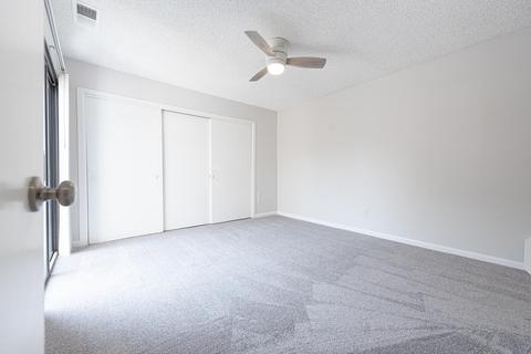 804 E Harold Ave, Visalia, CA 93292 photo 19