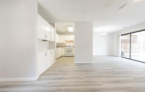 804 E Harold Ave, Visalia, CA 93292 photo 11