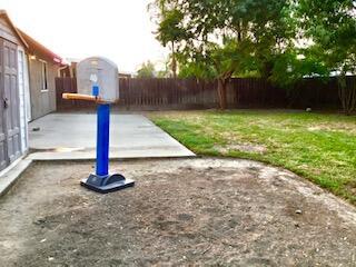 2244 E Chestnut Ct, Visalia, CA 93292 photo 21