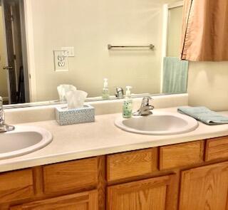 2244 E Chestnut Ct, Visalia, CA 93292 photo 18