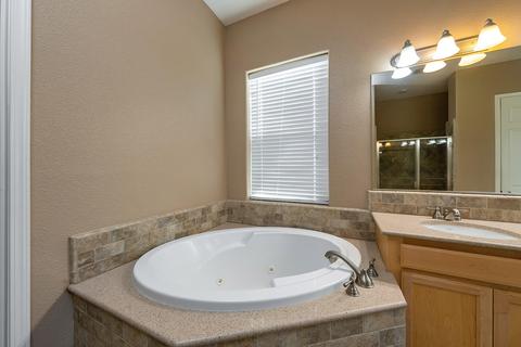1069 Columbus Way, Lemoore, CA 93245 photo 19
