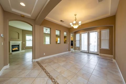 1069 Columbus Way, Lemoore, CA 93245 photo 5