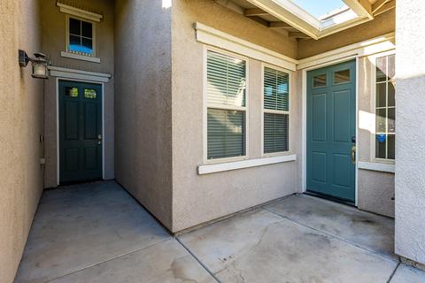 1069 Columbus Way, Lemoore, CA 93245 photo 4