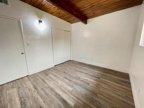 818 E Kaweah Ave, Visalia, CA 93292 photo 19