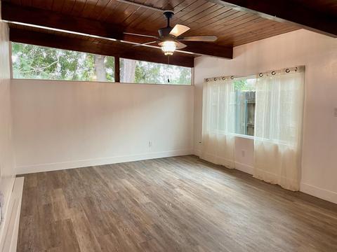 818 E Kaweah Ave, Visalia, CA 93292 photo 9