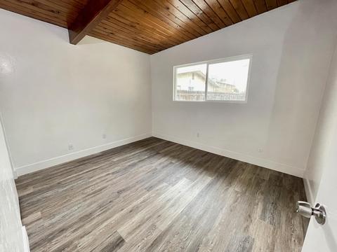 818 E Kaweah Ave, Visalia, CA 93292 photo 18