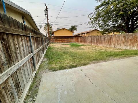 818 E Kaweah Ave, Visalia, CA 93292 photo 31
