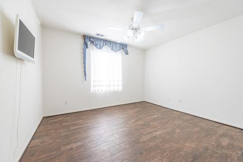 2348 E Cherry Ave, Visalia, CA 93292 photo 27
