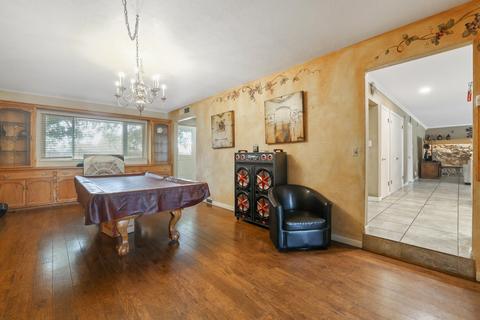 1712 E Parrish Ct, Visalia, CA 93292 photo 19