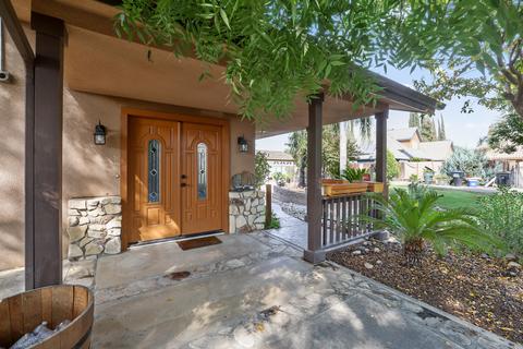1712 E Parrish Ct, Visalia, CA 93292 photo 8