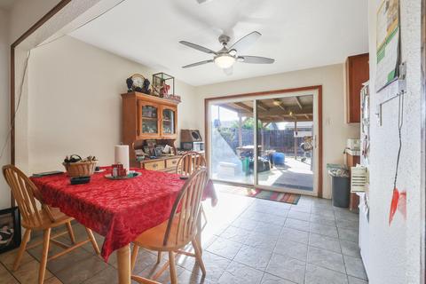 913 Banyan Dr, Lemoore, CA 93245 photo 7