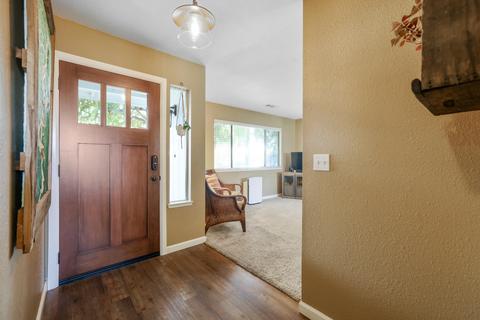 1421 Janet Dr, Exeter, CA 93221 photo 4