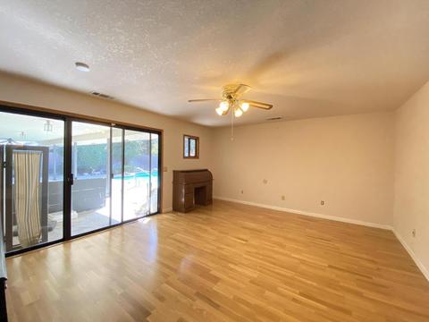337 E La Vida Ave, Visalia, CA 93277 photo 14