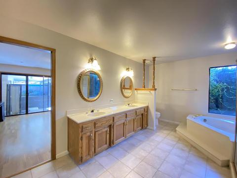 337 E La Vida Ave, Visalia, CA 93277 photo 16
