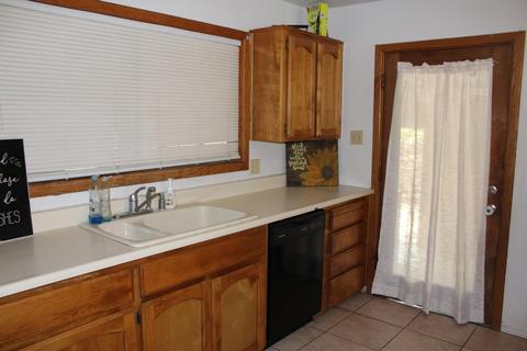 35351 Pine Dr, Springville, CA 93265 photo 5