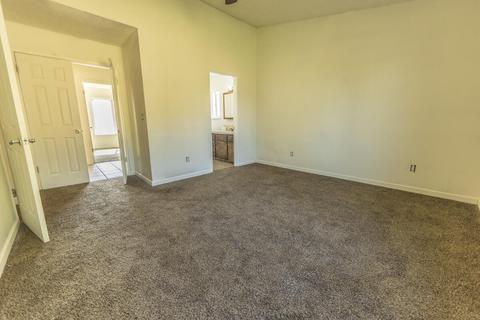 938 Murphy Dr, Lemoore, CA 93245 photo 16