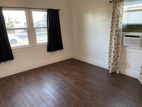 504 W D St, Lemoore, CA 93245 photo 11