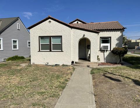 504 W D St, Lemoore, CA 93245 photo 2