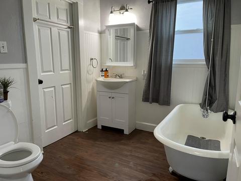 504 W D St, Lemoore, CA 93245 photo 7