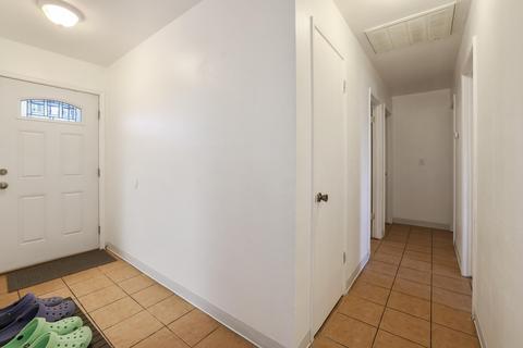 1425 E Cypress Ave, Tulare, CA 93274 photo 4