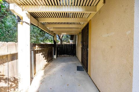 643 Mike Ln, Lemoore, CA 93245 photo 23