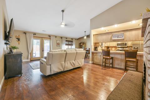 1908 S Stevenson Ct, Visalia, CA 93277 photo 17