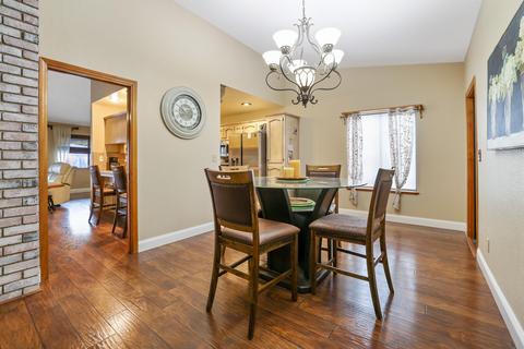 1908 S Stevenson Ct, Visalia, CA 93277 photo 8