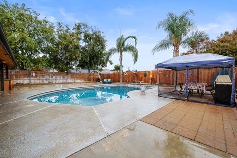 1908 S Stevenson Ct, Visalia, CA 93277 photo 43