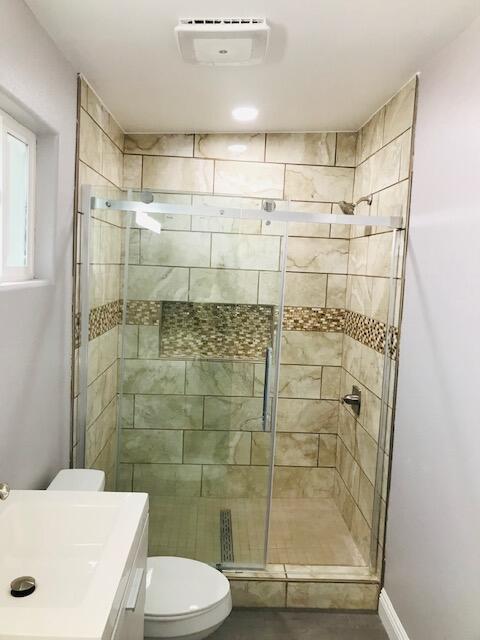 126 E 4th St, Hanford, CA 93230 photo 8