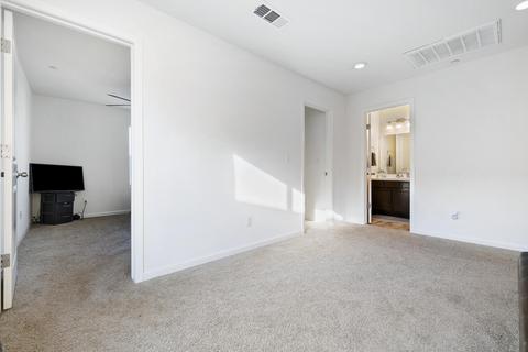 3741 E Kaweah Ave, Visalia, CA 93292 photo 21