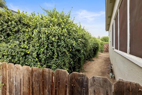 236 S D St, Exeter, CA 93221 photo 27