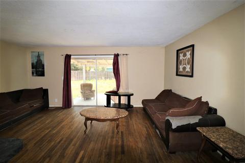856 S Ann, Tulare, CA 93274 photo 11