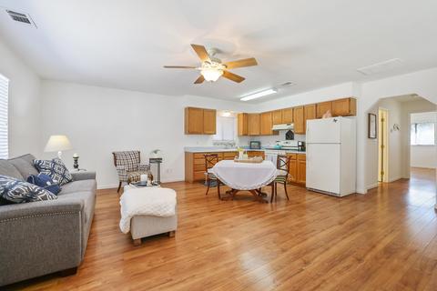 3039 S Oak Park St, Visalia, CA 93277 photo 41