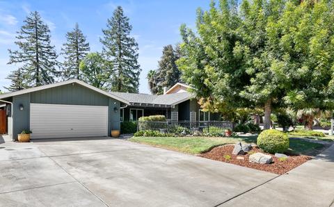 3039 S Oak Park St, Visalia, CA 93277 photo 2