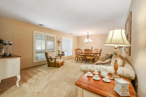 3039 S Oak Park St, Visalia, CA 93277 photo 8