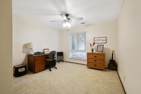 3039 S Oak Park St, Visalia, CA 93277 photo 20