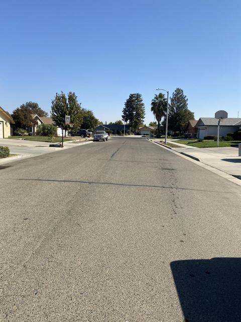 1408 E Brea Ave, Tulare, CA 93274 photo 3